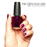 OPI-Vernis-Traditionnel-lincoln_park_after_brunch_nls071_nail_lacquer_hand_and_bottle