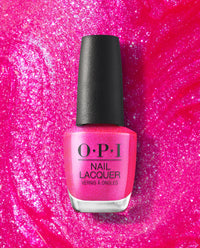 OPI Nail Lacquer Lollypoppin’ Bubblegum – Collection Good Enough to Treat (15 mL)