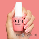 Vernis-Semi-Permanent-GelColor-OPI-Cotton-Candied-Clawz-Hand2