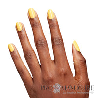 Vernis-Semi-Permanent-GelColor-OPI-Daffodill-Duck-Walk-Hand