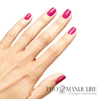 Vernis-Semi-Permanent-OPI-Follow-Your-Heart-Sans-TPO-HAND