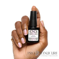 CND Shellac Ice Bar porté sur les ongles avec flacon 12,5 ml