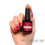 Manucure rouge corail lumineux avec flacon CND Shellac Lobster Roll 12,5 ml