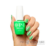Vernis semi-permanent OPI GelColor Lime of My Life vert lime scintillant sur ongles