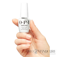 Base protectrice OPI GelColor Super Base Coat présentée en main