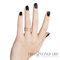 OPI My Gondola or Yours vernis noir profond porté sur les ongles