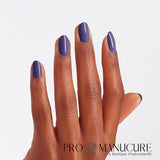 OPI-GelColor-Vernis-Semi-Permanent-All-Is-Berry-And-Bright-Hand