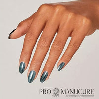 OPI-GelColor-Vernis-Semi-Permanent-To-All-Good-Night-hand