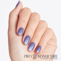 OPI-GelColor-Vernis-Semi-Permanent-You-Had-Me-At-Halo-Hand