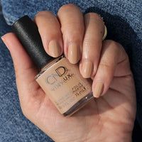 Shellac-Wrapped-Up-In-Linen-Hand